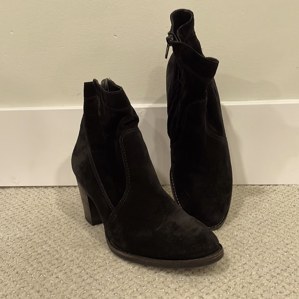 Paul Green made in Austria suede bootie Sz 8.5 (6)